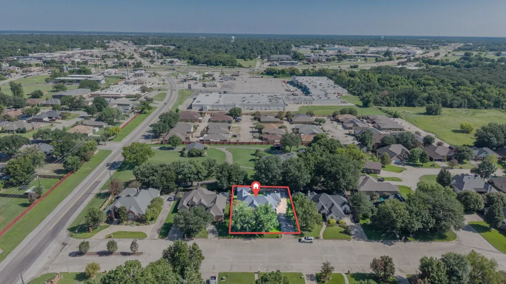 305 Kelli Circle Sulphur Springs, TX 75482