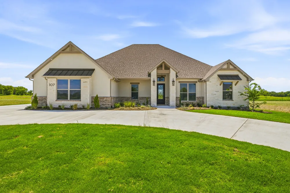 107 Eagle Court Glen Rose, TX 76077