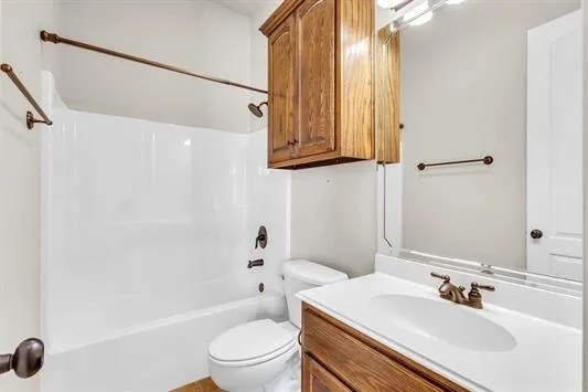 112 Winding Brook Drive Lumberton, TX 77657