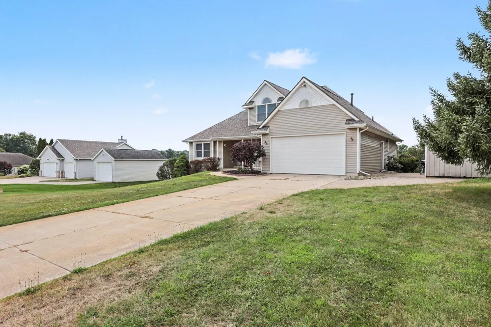 4053 Lavender Circle Galesburg, MI 49053