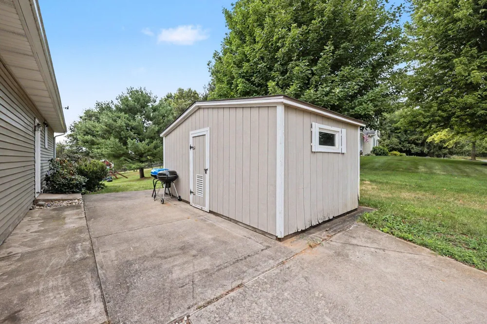 4053 Lavender Circle Galesburg, MI 49053