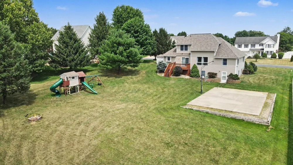 4053 Lavender Circle Galesburg, MI 49053
