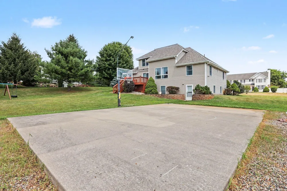 4053 Lavender Circle Galesburg, MI 49053