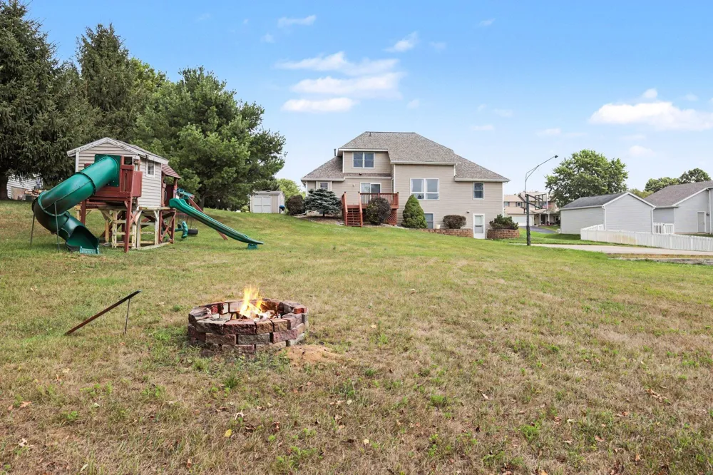 4053 Lavender Circle Galesburg, MI 49053
