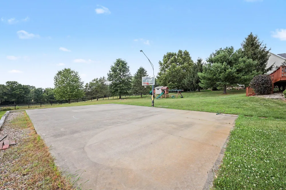 4053 Lavender Circle Galesburg, MI 49053