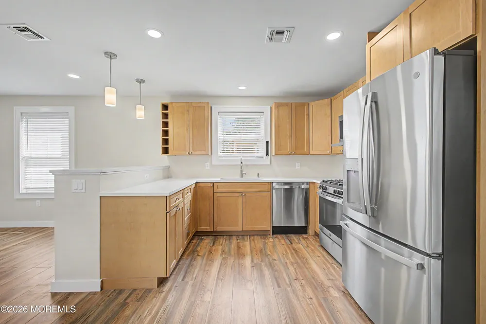 152 Center Avenue Keansburg, NJ 07734