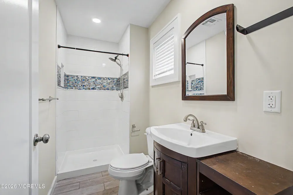 152 Center Avenue Keansburg, NJ 07734