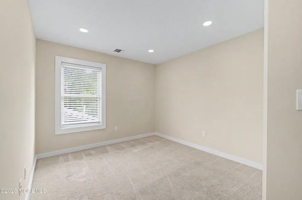 152 Center Avenue Keansburg, NJ 07734