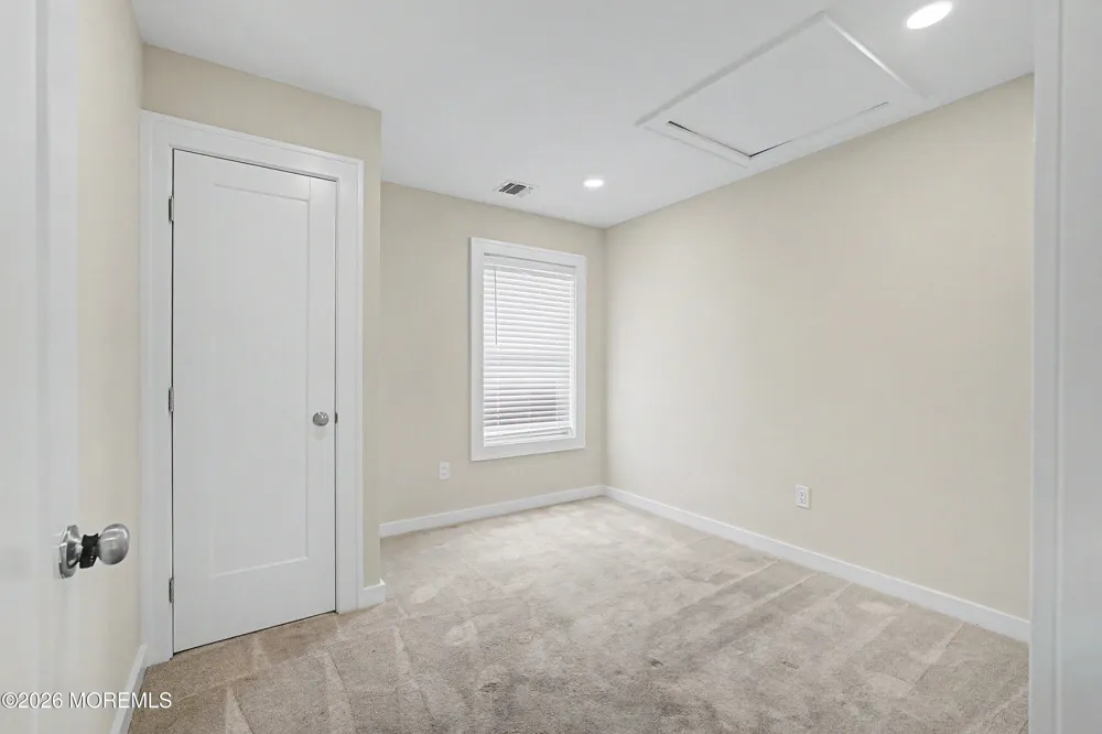 152 Center Avenue Keansburg, NJ 07734