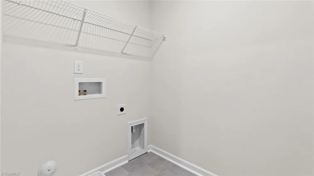 207 Hungerford Boulevard Jamestown, NC 27282