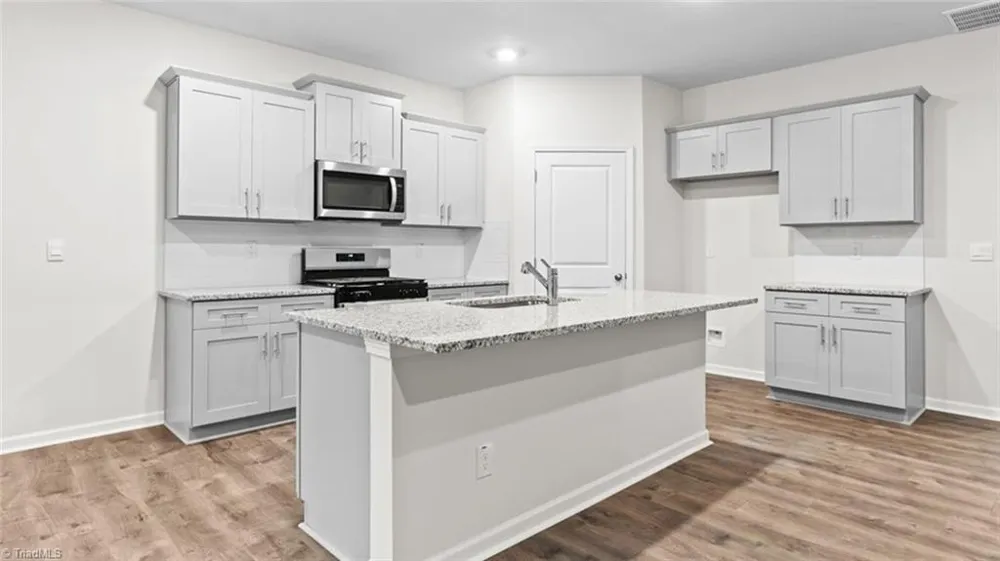 207 Hungerford Boulevard Jamestown, NC 27282