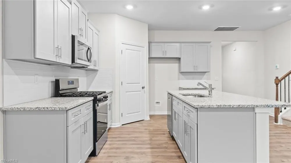 207 Hungerford Boulevard Jamestown, NC 27282