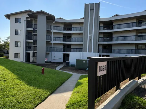 1068 LOTUS PARKWAY #815