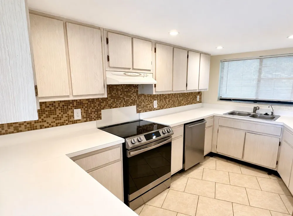 1068 LOTUS PARKWAY #815 Altamonte Springs, FL 32714