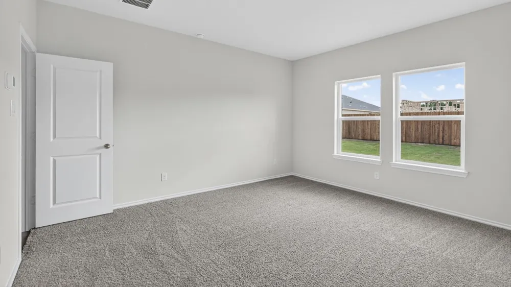6053 Freedom Drive Lindale, TX 75771