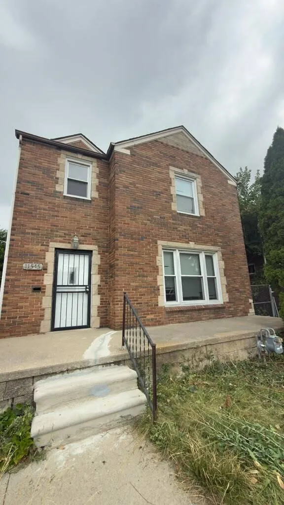 11545 Kenmoor Street Detroit, MI 48205