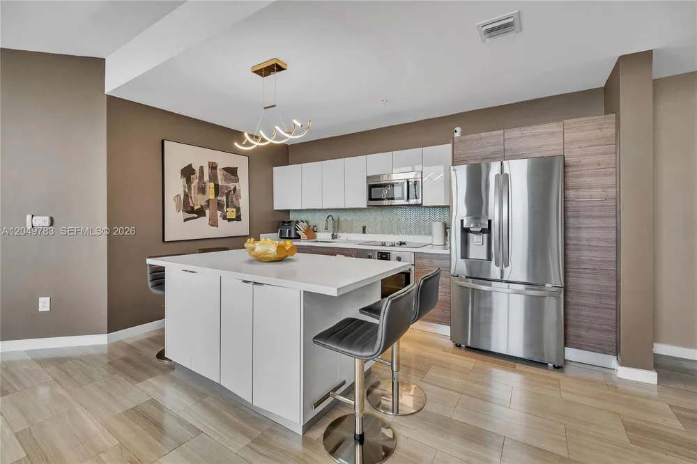 1010 SW 2nd Ave #2201 Miami, FL 33130