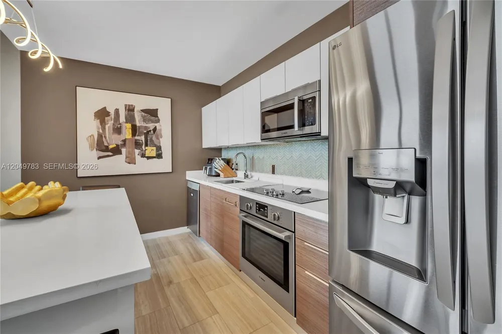 1010 SW 2nd Ave #2201 Miami, FL 33130