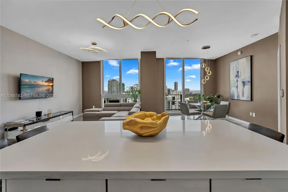 1010 SW 2nd Ave #2201 Miami, FL 33130