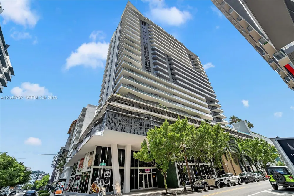 1010 SW 2nd Ave #2201 Miami, FL 33130