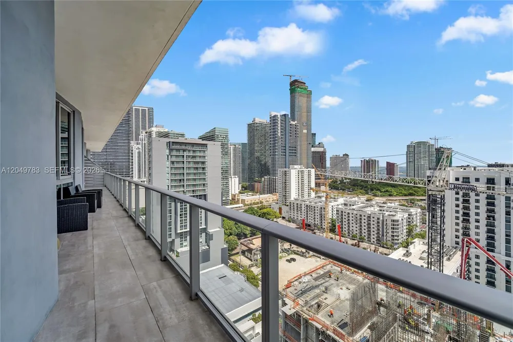1010 SW 2nd Ave #2201 Miami, FL 33130