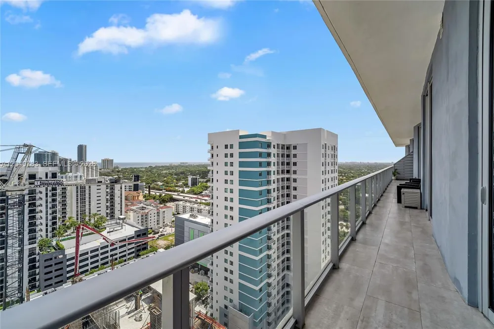 1010 SW 2nd Ave #2201 Miami, FL 33130