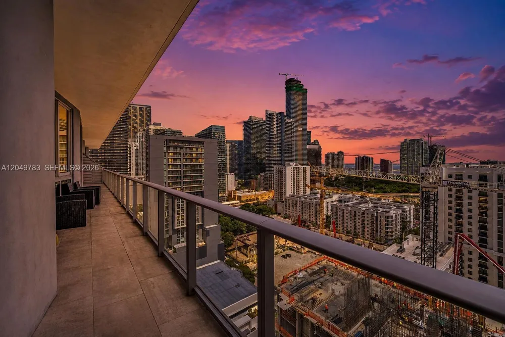 1010 SW 2nd Ave #2201 Miami, FL 33130