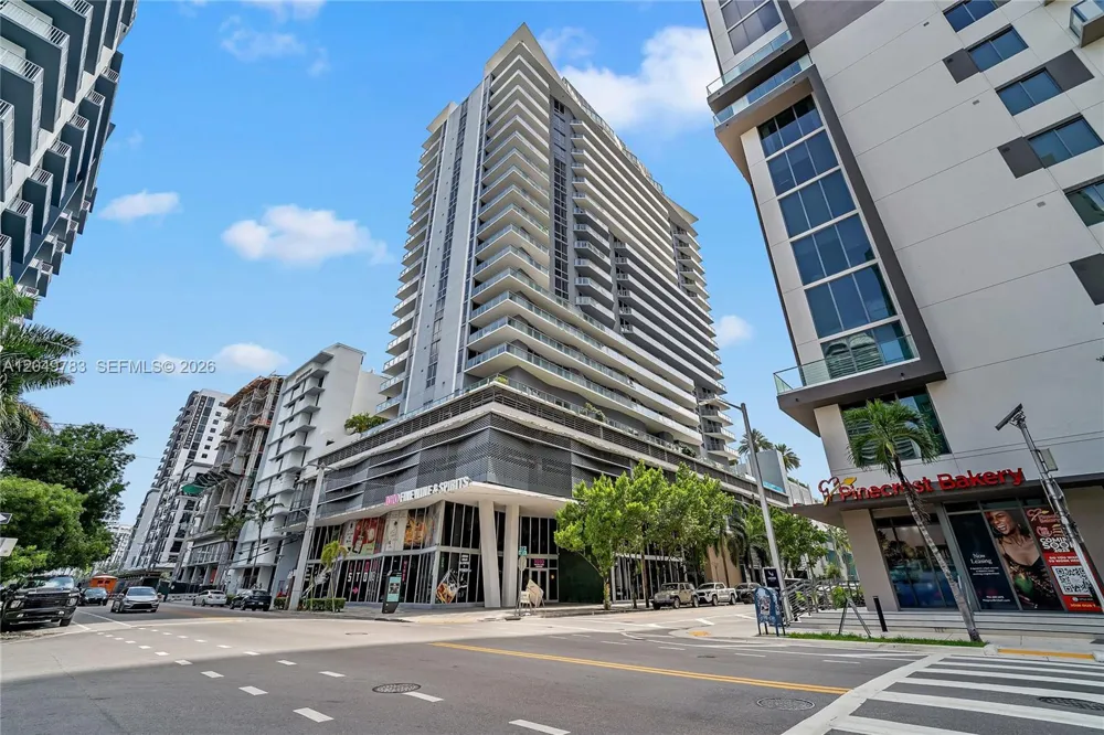 1010 SW 2nd Ave #2201 Miami, FL 33130