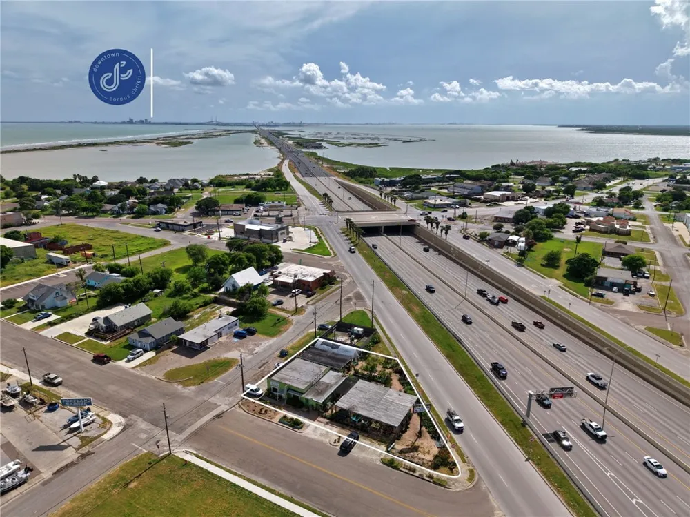 809 Houston Street Portland, TX 78374