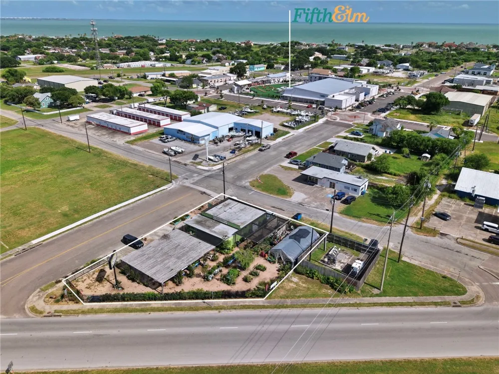 809 Houston Street Portland, TX 78374