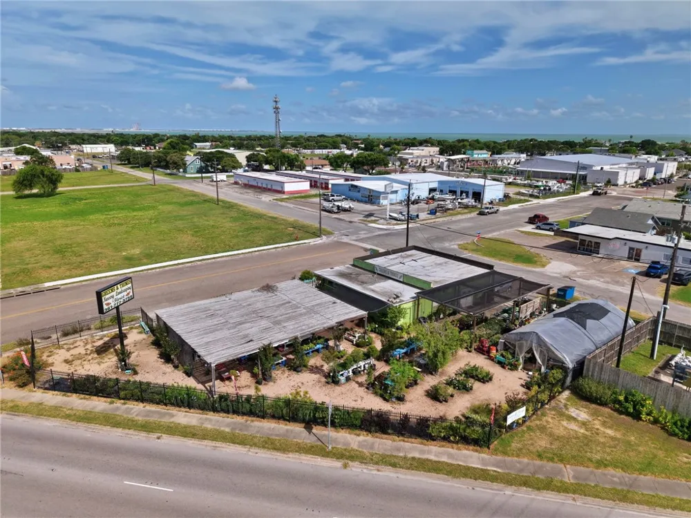 809 Houston Street Portland, TX 78374