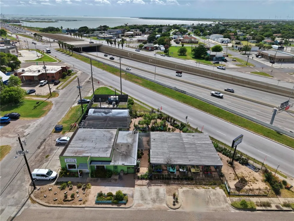 809 Houston Street Portland, TX 78374