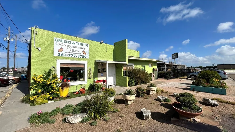 809 Houston Street Portland, TX 78374