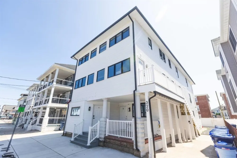 320 E Glenwood Avenue Wildwood, NJ 08260