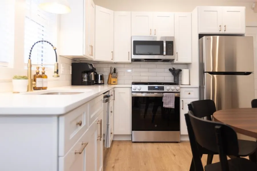 320 E Glenwood Avenue Wildwood, NJ 08260