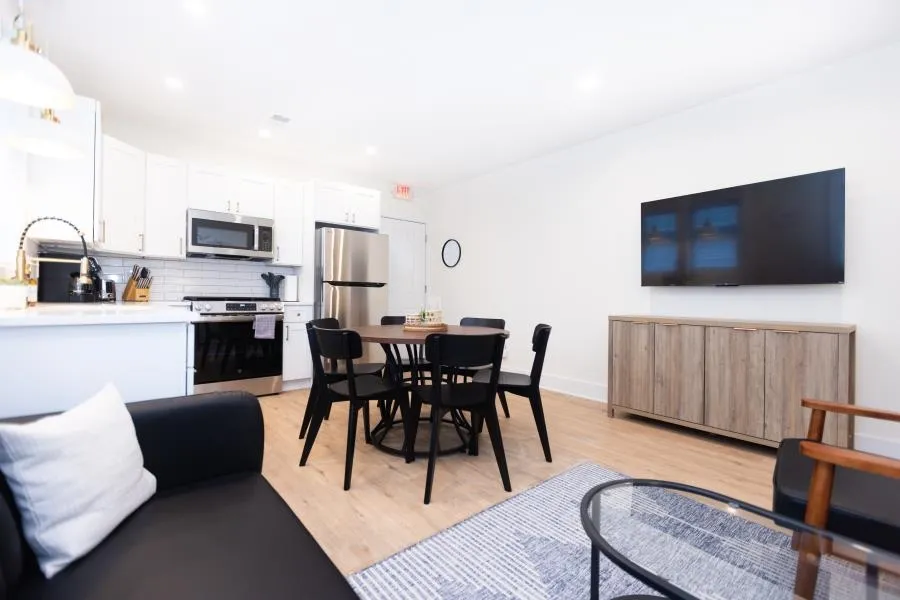 320 E Glenwood Avenue Wildwood, NJ 08260