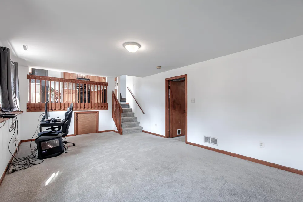 1412 Essex Drive Chesterton, IN 46304