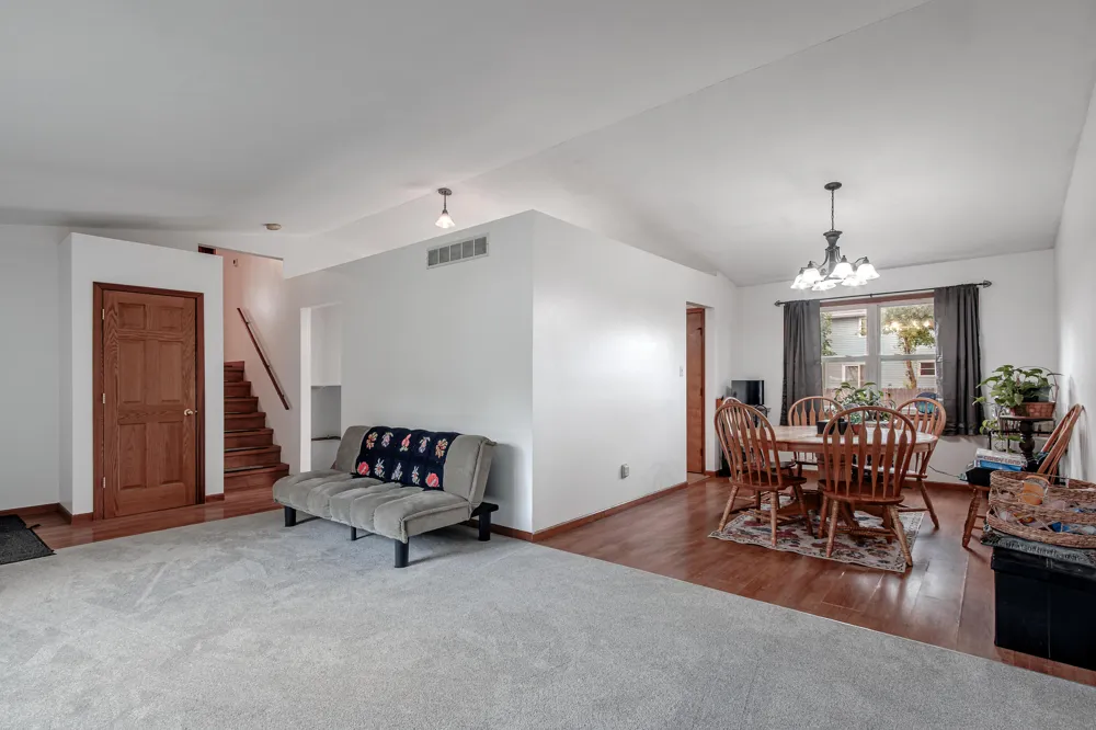 1412 Essex Drive Chesterton, IN 46304