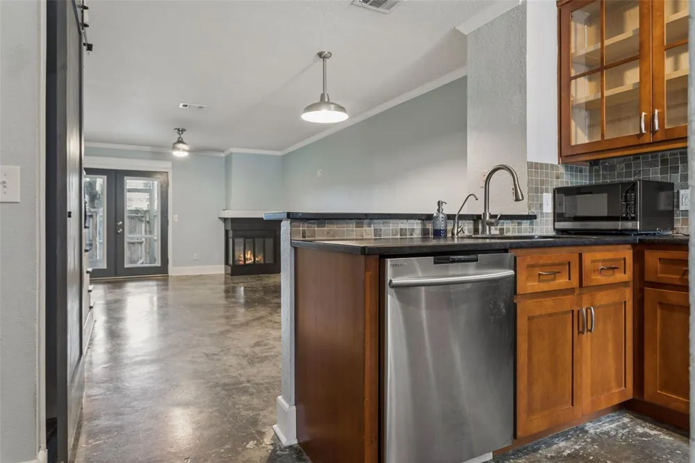 5720 DALDEN DRIVE #5720 Tampa, FL 33617