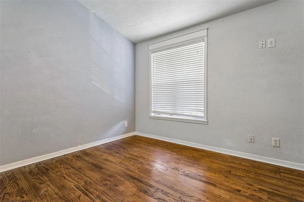 5720 DALDEN DRIVE #5720 Tampa, FL 33617