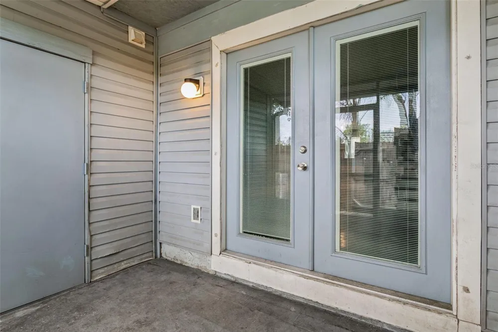 5720 DALDEN DRIVE #5720 Tampa, FL 33617