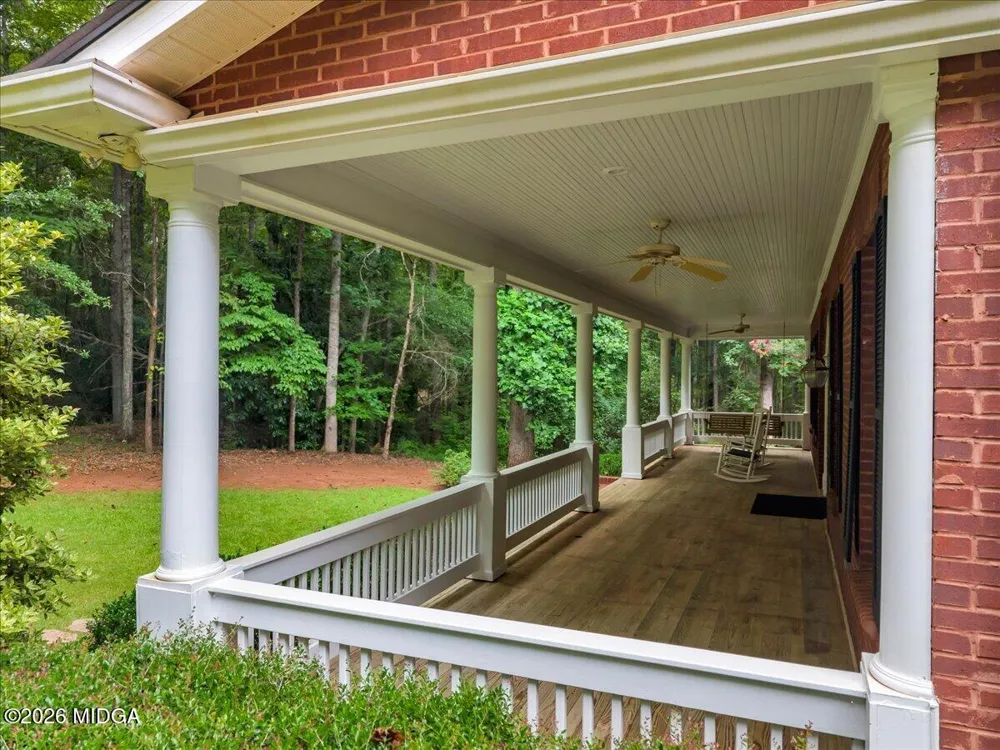 222 Newton Drive Forsyth, GA 31029
