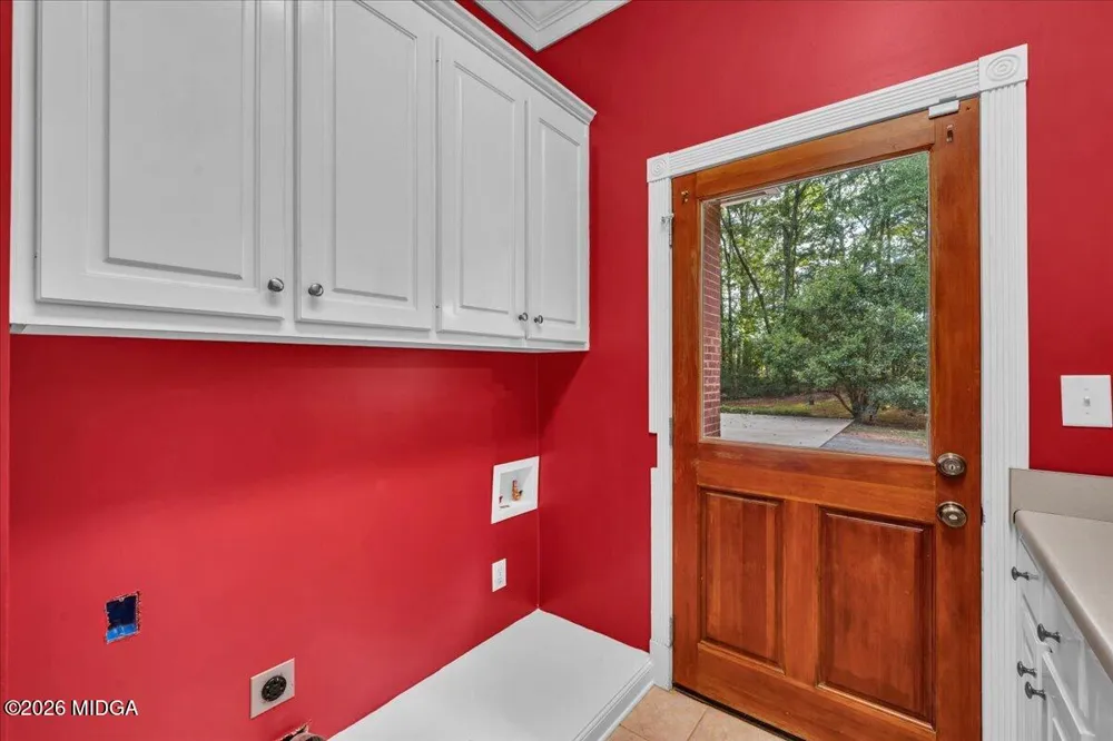 222 Newton Drive Forsyth, GA 31029