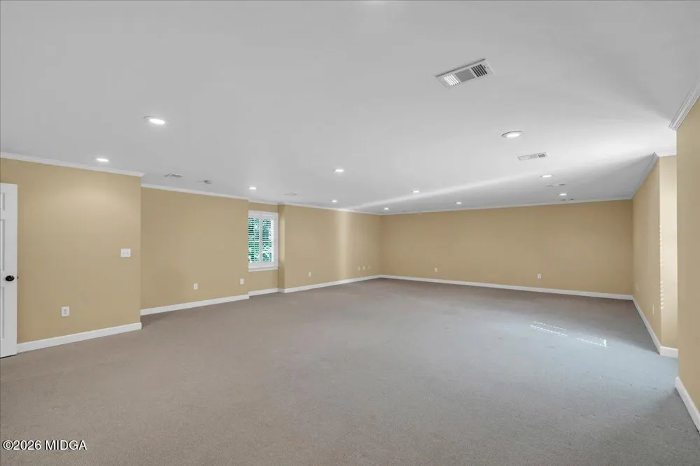222 Newton Drive Forsyth, GA 31029