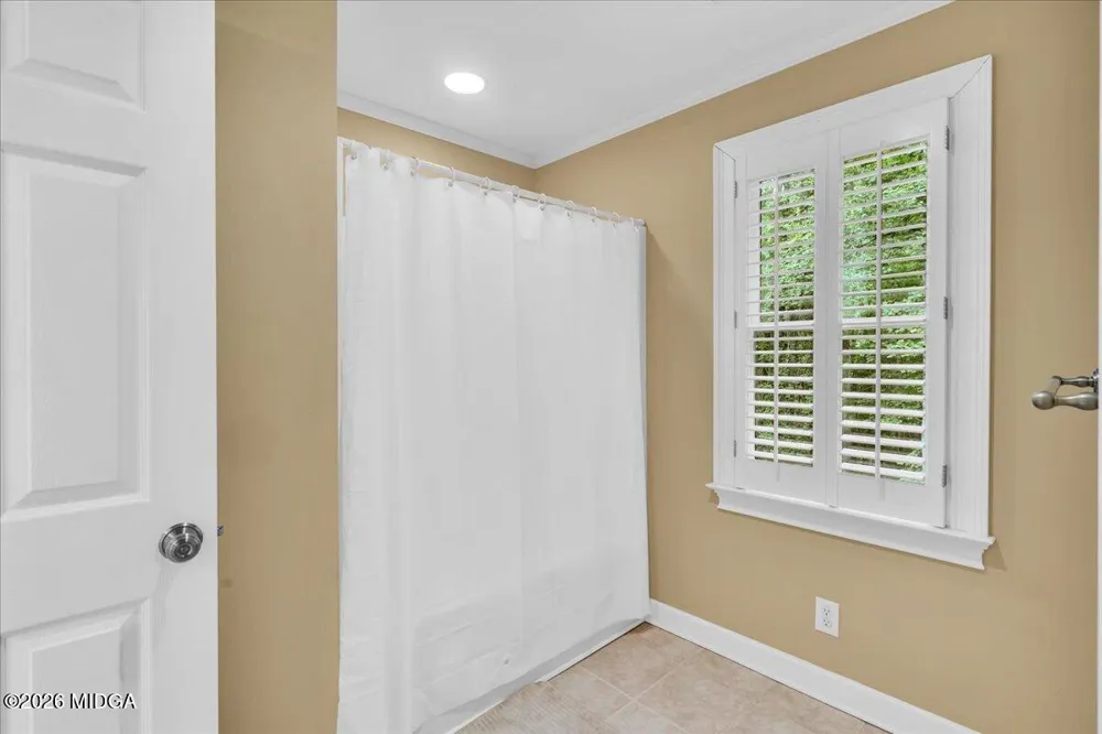 222 Newton Drive Forsyth, GA 31029