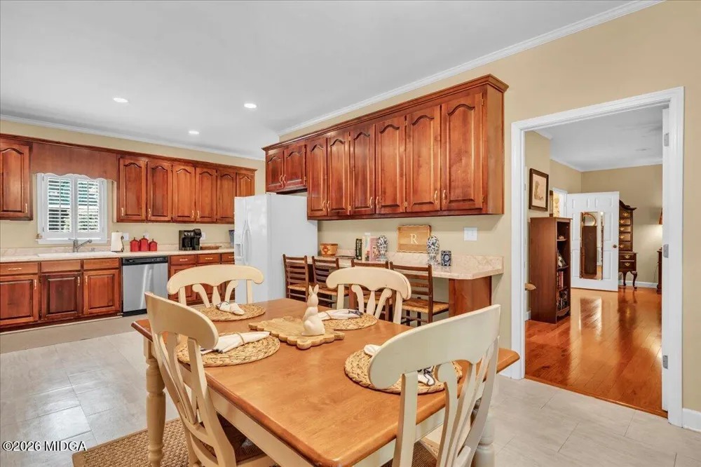 222 Newton Drive Forsyth, GA 31029