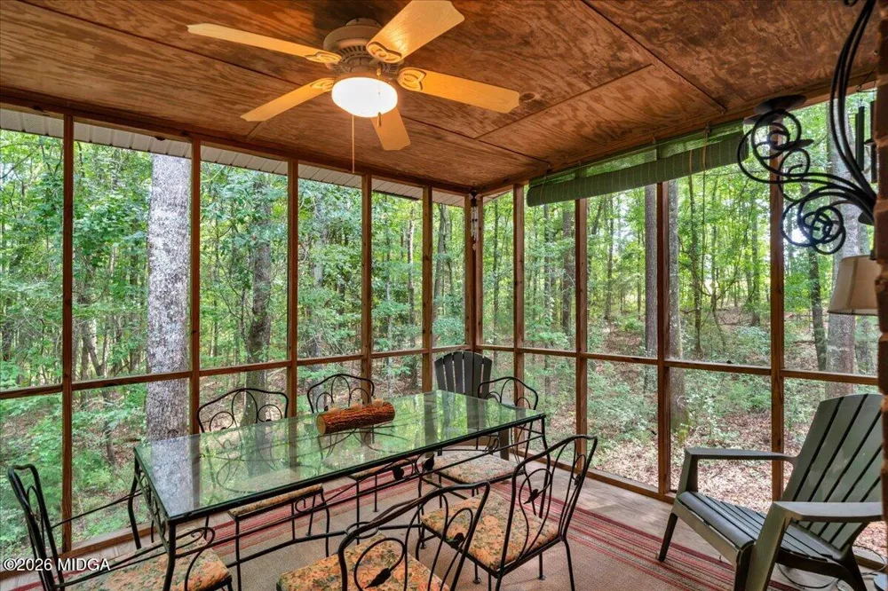 222 Newton Drive Forsyth, GA 31029
