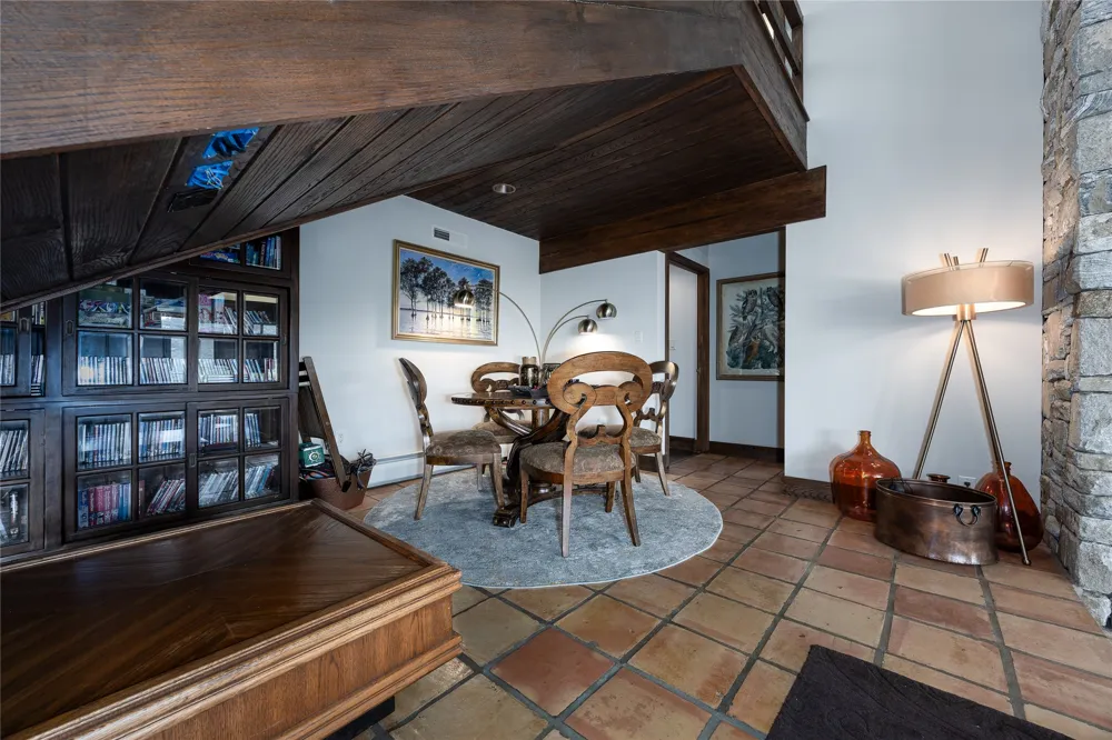 163 View Road Glenville, NC 28736