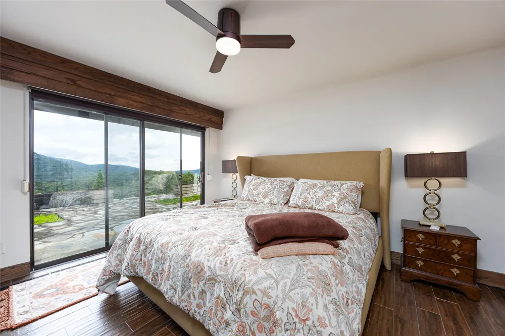 163 View Road Glenville, NC 28736
