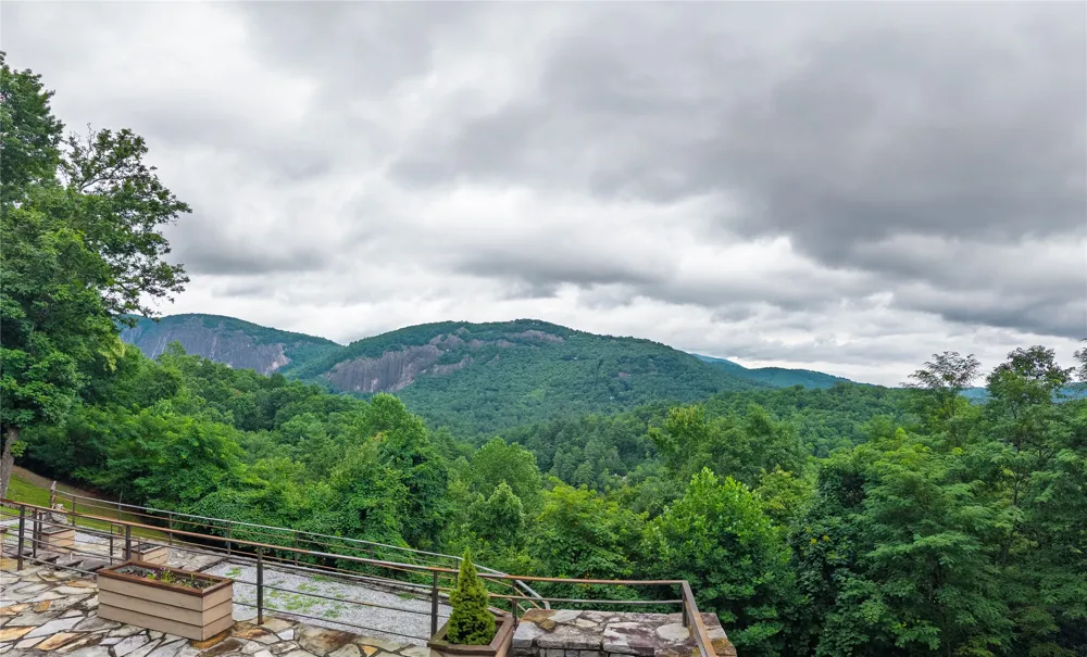 163 View Road Glenville, NC 28736
